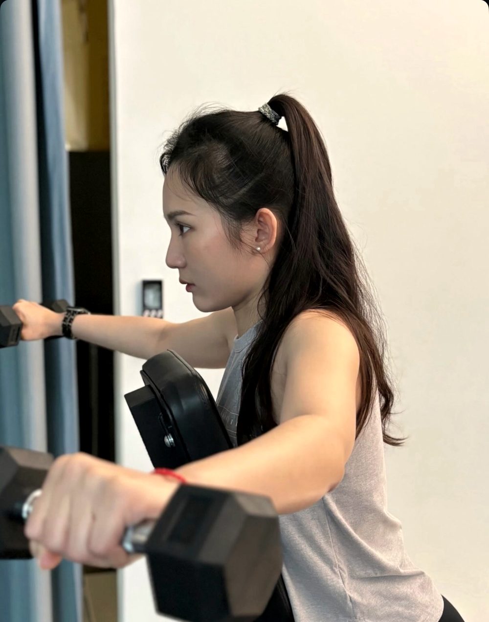 悠沐健身學員訓練畫面